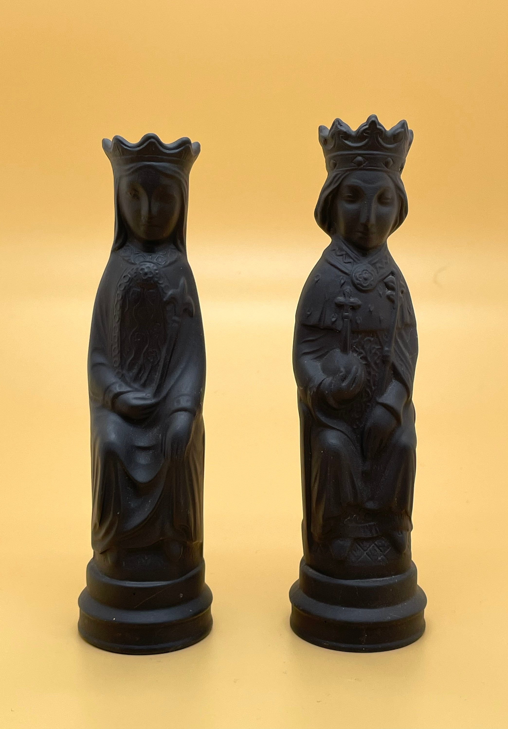 Vintage Wedgwood Pottery black basalt King and Queen chess pieces by Arnold Machin.