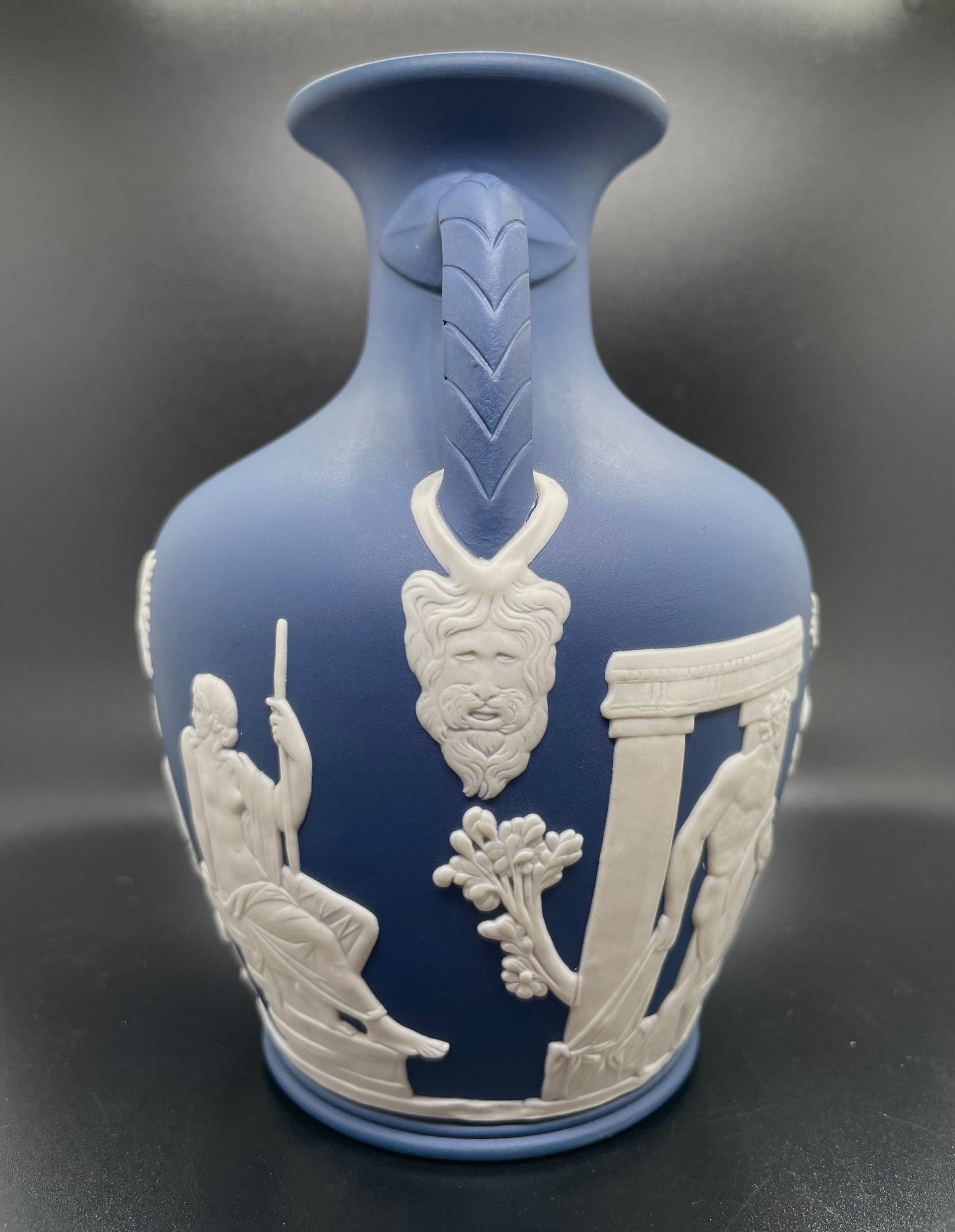 ウェッジウッド ジャスパー ブラックポートランドベース ウェッジウッド ジャスパー ブラックポートランドベース