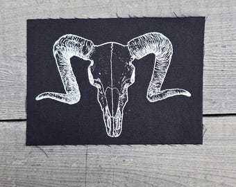 Parche de calavera de cabra
