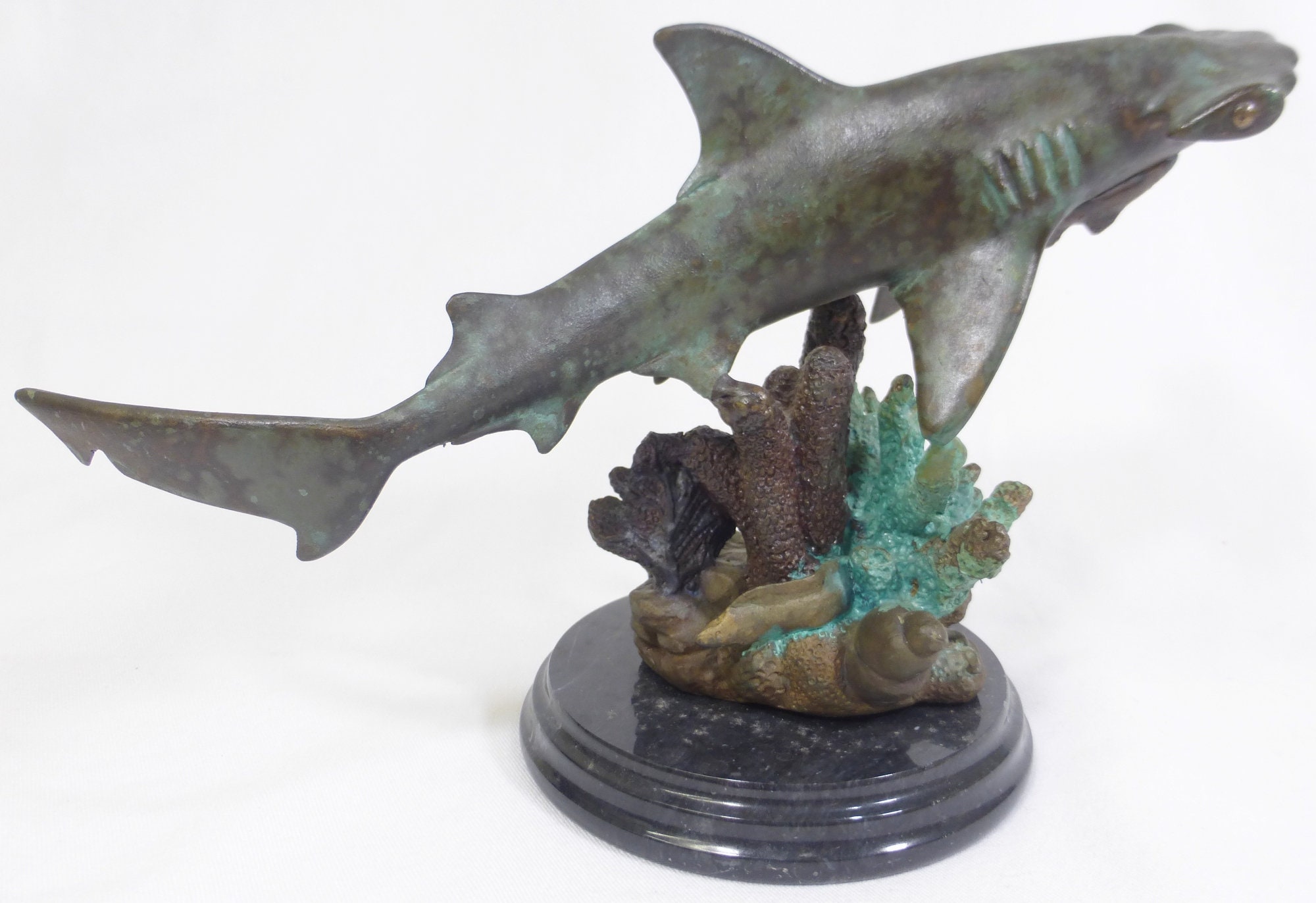 Unieke, grote hamerhaai en Remora Massief brons, mooi en onbetaalbaar