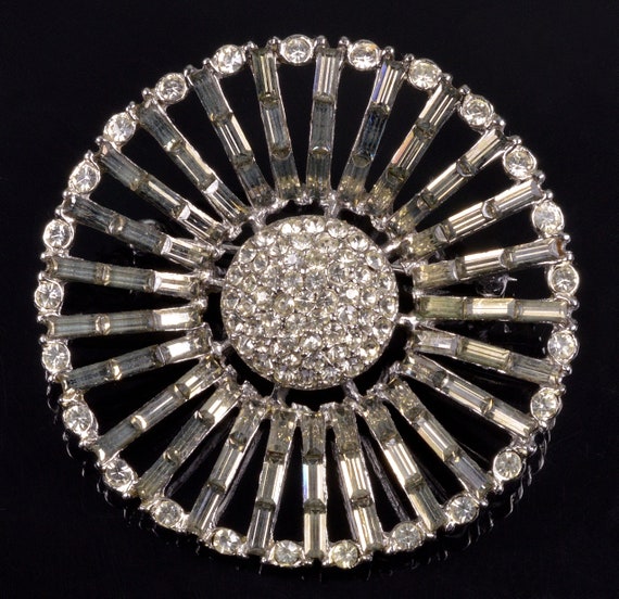 Hattie Carnegie Diamante Rhodium Sunburst Brooch - image 1