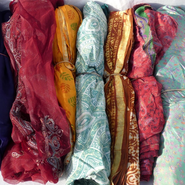 Fabrics Years 70 Lot to Recycle to Sew Old Saree approx 35mx0.90cm 370