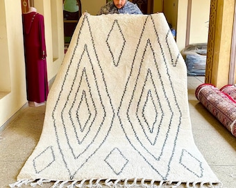 Moroccan Rug, Black and White Geometric Beni Ourain Rug, Handwoven Sheep Wool Carpet, Minimalist Area Rug for Bohemian Living Room Decor