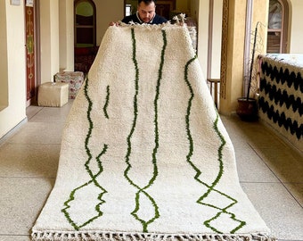 CHIC WOOL RUG, Beni Ourain Striped Carpet, Custom Moroccan Rug, Luxuriously Soft Artistic White & Green Rug, Geometric Pattern Berber Decor.
