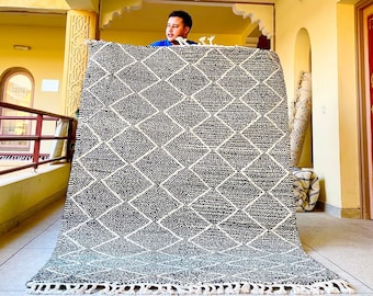 Beni Ourain Rug, Black and White Geometric Moroccan Rug, Handwoven Berber Sheep Wool Carpet, Custom Area Rug for Minimalist Home Style