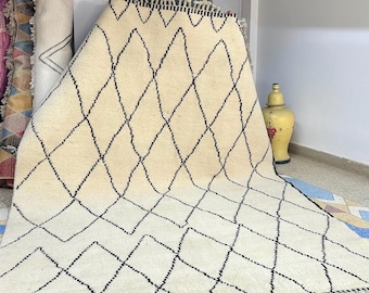 Geometric Black and White Moroccan Rug 6.5x9.6FT, Ivory Handmade Beni Ourain Wool Area Rug, Soft and Bohemian Décor for Living Room, Bedroom