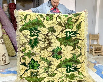 Handwoven Artistic Boho Wool Rug – 4.7x5.8FT Unique Moroccan-Inspired Design, Cozy Floor Decor, Neutral Tones for Bohemian Living Spaces