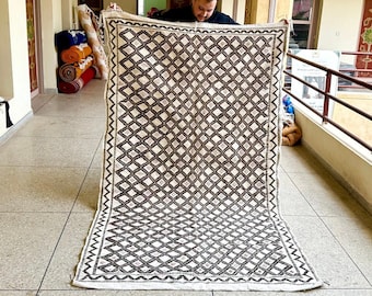 AMAZING MOROCCAN Rug, 8x4.6 Vibrant Sabra Rug, Authentic Berber rug, Multicolors Moroccan Carpet, Embroidered Wool And Silk Rug Bohemian rug