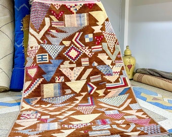 Authentic Vintage Moroccan Rug | 5x8ft Handwoven Wool Berber Area Rug | Timeless Cultural Charm