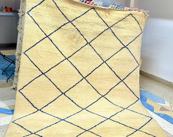 AMAZING IVORY RUG, 7.4x5.6FT Moroccan Handmade Wool Rug For Your Home Design, Famous Diamond Design, Handwoven from Blue Wool of Sheep