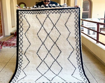 Moroccan Rug - Geometric Black and White Beni Ourain Wool Carpet - Handmade Area Rug for Modern Living Room or Bedroom