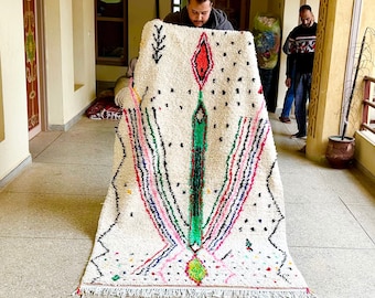 MOROCCAN AZILAL RUG - Moroccan Handmade Rug - White Wool Rug -White and Black Berber Carpet -Bohemian Handmade Rug -Abstract Rug -Winter Rug