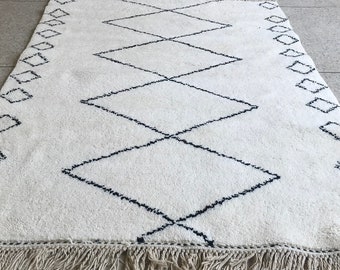 BENI OURAIN Rug, Black and White Geometric Moroccan Rug, Custom Handmade Wool Carpet, Area Scandinavian Rug for Minimalist Home Decor