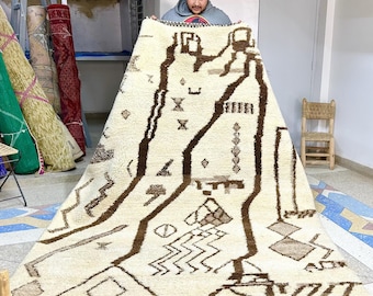 Luxury Moroccan Rug | 8.3x6.2FT Black and White Handwoven Beni Ourain Carpet | Abstract Berber Wool Rug | Boho-Chic Abstract Design