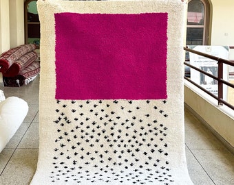 MARVELOUS Beni ourain Rug, White and Pink Dotted Moroccan Rug, Bohemian Rug, Handmade Berber Rug, Dotted Sheep Wool Rug, Handwoven Area Rug
