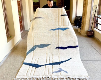STUNNING BENIOURAIN CARPET, Moroccan Handmade Rug, White And Blue Rug, Striped Rug, Handmade Wool Carpet, Azilal Berber Rug, Handwoven Rug