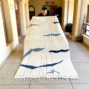 STUNNING BENIOURAIN CARPET, Moroccan Handmade Rug, White And Blue Rug, Striped Rug, Handmade Wool Carpet, Azilal Berber Rug, Handwoven Rug
