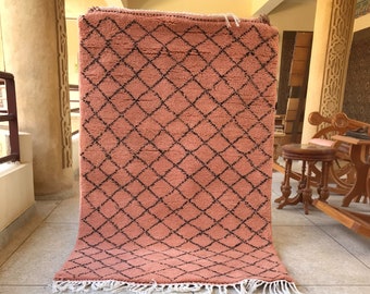 PINK & BLACK RUG, Geometric Moroccan Rug, Crafted Berber Carpet, Custom Beni Ourain Wool Rug, Soft Neutral Tones for Scandinavian Interiors