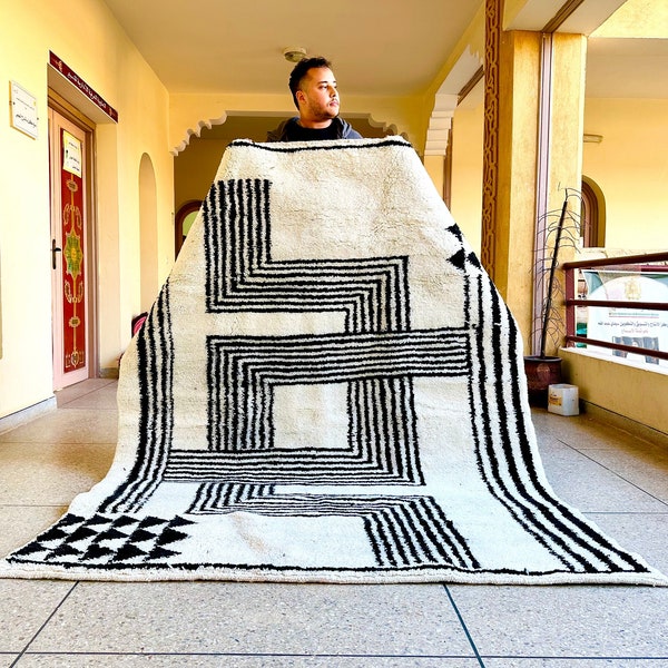 GORGEOUS BENIOURAIN CARPET, Moroccan Handmade Rug, White And Black Rug, Striped Rug, Handmade Wool Carpet, Azilal Berber Rug, Handwoven Rug