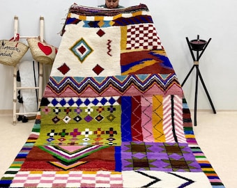 ABSTRACT MULTICOLOR RUG 6.6x10FT, Handcrafted Moroccan Decorative Rug, Beni Ourain Shag Carpet, Berber Floor Covering for the Living Room.
