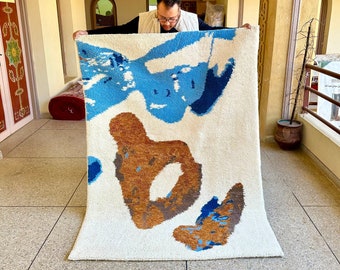 GORGEOUS CUSTOM RUG, Moroccan Carpet, Berber Rug, Off White and Blue Rug, Beniourain Abstract Rug, Sheep Wool Rug, Handwoven Area Rug.