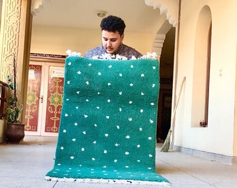 CUTE BENIOURAIN RUG, Moroccan Rug , Green & White Rug, Doted Rug, Handmade Rug, Handwoven Rug,Area Rug, Bohemian Rug, Boho Rug