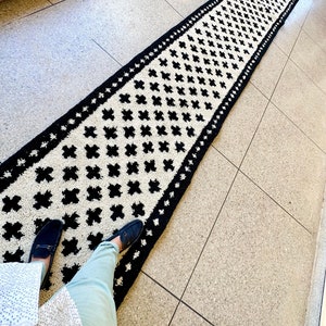 MOROCCAN HALLWAY RUNNER, White & Black Beni Ourain Rug, Custom Berber Design, Authentic Wool Runner Rug, Soft Chic Handmade Entryways Rug.