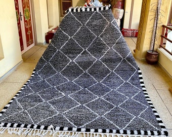 Moroccan Rug – Black & White Geometric Dotted Beni Ourain Rug – Handmade Wool Berber Carpet for Bohemian Home Decor