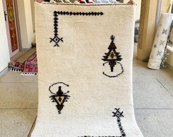 Authentic Beni ourain rug - Moroccan rug - Custom rug - Handmade rug - Moroccan rug - Custom Moroccan rug - Morocco rug - Ivory rug