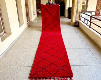 RED BENIOURAIN Carpet, Handmade Rug, Red and Black Runner Rug, Berber Wool Rug, Geometric Wool Rug, Runner Rug, Area Rug, Handwoven rug