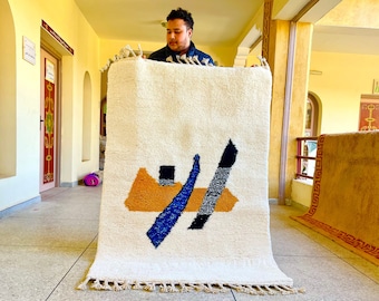 MOROCCAN WOOL RUG, Handmade Beni Ourain Rug, White Area Rug, Authentic Berber Carpet, Artisan Abstract Design, Custom Minimalist Rug.