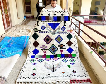 CHIC HANDMADE CARPET, Moroccan Beniourain Rug 8x5, Blue and White Rug, Handwoven Wool Rug, Bordered Rug, Berber Area Rug.