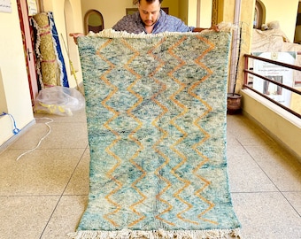 AMAZING VINTAGE RUG, Moroccan Rug 5x9 Berber Rug, Geometric Rug, Red And Blue Vintage Rug, Winter Rug, 100% Wool Rug, Area Rug