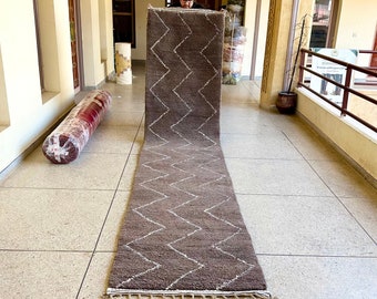 BENI OURAIN RUNNER, Soft Chic Moroccan Rug, Handwoven Berber Runner Rug, Long White & Brown Hallway Carpet, Abstract Pattern Wool Rug