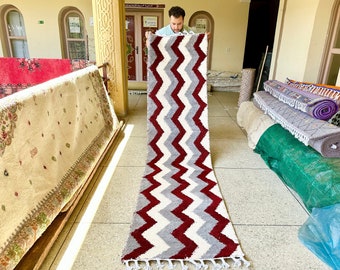 Beni Ourain Runner – Striped White, Gray, and Red Moroccan Wool Rug – Custom Handmade Entryway & Hallway Carpet
