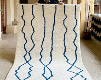 CHIC WOOL RUG, Beni Ourain Striped Carpet, Custom Moroccan Rug, Luxuriously Soft Artistic White & Blue Rug, Geometric Pattern Berber Decor.