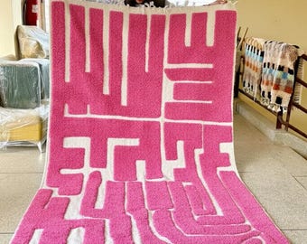 PINK RUG, Beni Ourain Moroccan Rug, Organic Wool Carpet, Durable Area Decor, Custom Berber Design, Abstract Pattern Shag Rug.