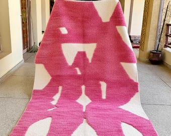 BENI OURAIN CARPET, Custom Moroccan Rug, Pink Hand-Tufted Area Rug, Modern Bohemian Area Rug, Handwoven Wool Rug, Handmade Berber Carpet