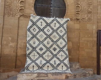 Moroccan Rug - Black and White Geometric Beni Ourain Wool Carpet - Abstract Handmade Striped Area Rug for Bohemian Living Room or Bedroom