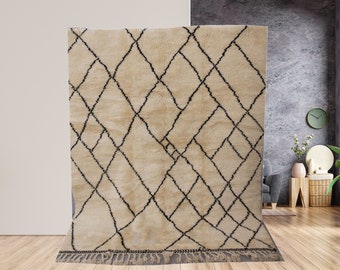 STUNNING BENIOURAIN RUG, Moroccan Rug, Sheep Wool Rug, Geometric Rug,Beige Rug,Handmade Rug,Berber Rug,Azilal Rug,Handwoven Wool Rug