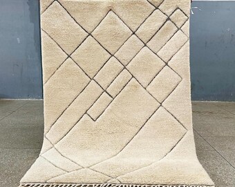 Hand-Tufted Moroccan Black and White Geometric Striped Area Rug - Scandinavian Style Wool Carpet for Living Room or Bedroom