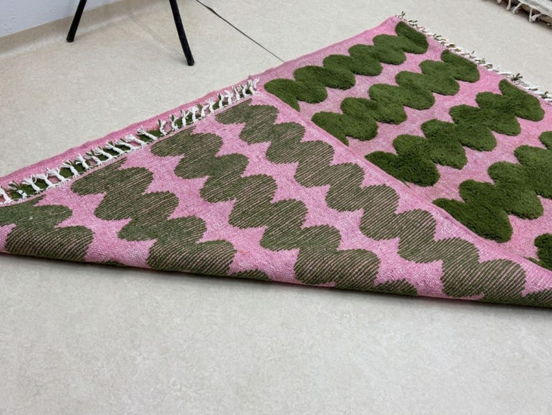 BENI OURAIN RUG, Moss Green & Pink Moroccan Berber Rug, Handmade Striped Wool Carpet, Contemporary Living Room Rug