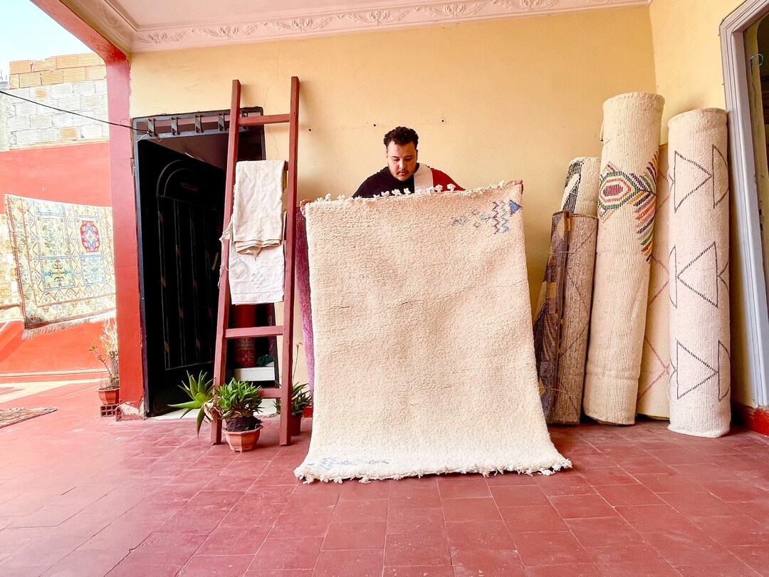 Jinan Beni Ourain Rug Handwoven 100 Percent Natural Wool Elevates Modern Interiors For Elegant Homes