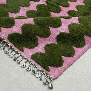 BENI OURAIN RUG, Moss Green & Pink Moroccan Berber Rug, Handmade Striped Wool Carpet, Contemporary Living Room Rug