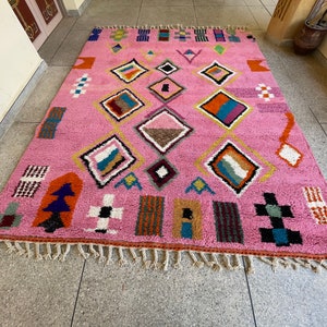 CUTE BENIOURAIN RUG, Barbie Pink Rug, Custom Moroccan Rug , Barbie Pink Rug, Geometric Rug, Handwoven Rug, Azilal Rug, Berber Rug, Area Rug image 3