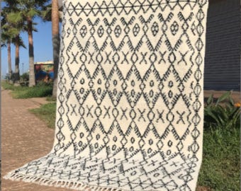 Custom Handwoven Rug Beni Ourain Black White Berber Carpet Moroccan Rug Azilal Rug Abstract Carpet Handmade Moroccan Wool Rug Bohemian Floor