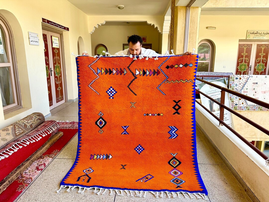 MAGNIFICENT MOROCCAN RUG, Made to Order Carpet, Berber Beniourain Rug