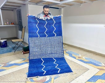 Authentic Moroccan Beni Ourain Rug – Handwoven Berber Blue Wool with White Abstract Stripes, Boho-Chic Design, Premium Tapis Berbère/Teppich