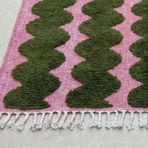 BENI OURAIN RUG, Moss Green & Pink Moroccan Berber Rug, Handmade Striped Wool Carpet, Contemporary Living Room Rug