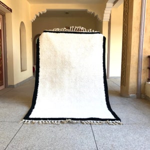 Minimalistic Moroccan Rug, White and Black Beni Ourain Rug, Handmade Wool Berber Area Rug, Solid Authentic Moroccan Carpet